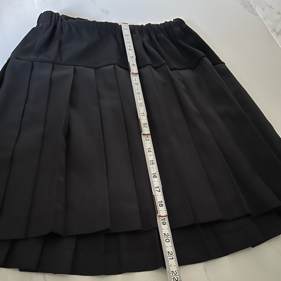 Rhonda Maternity black pleated skirt - Picture 9 of 14